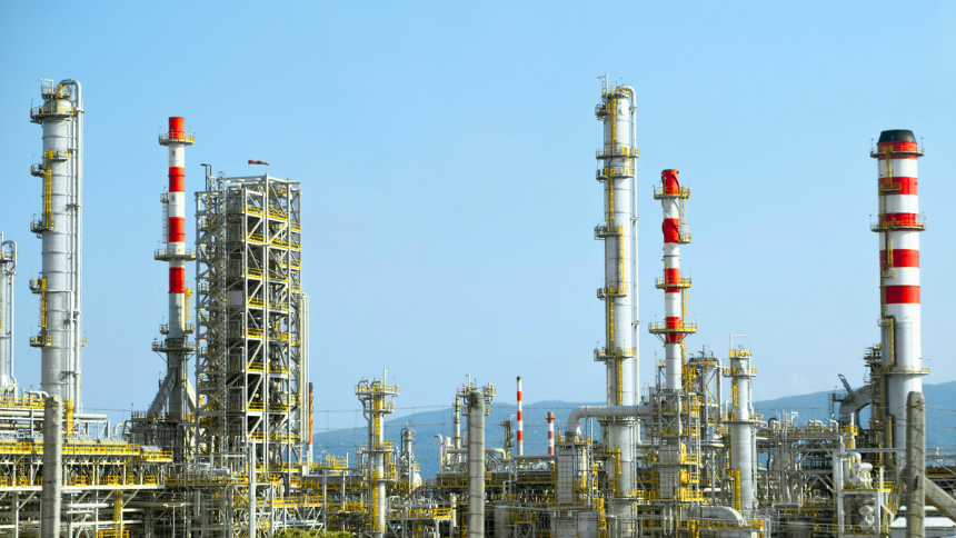 Nigeria, Angola drive Africa’s refining boom as capacity targets 90%