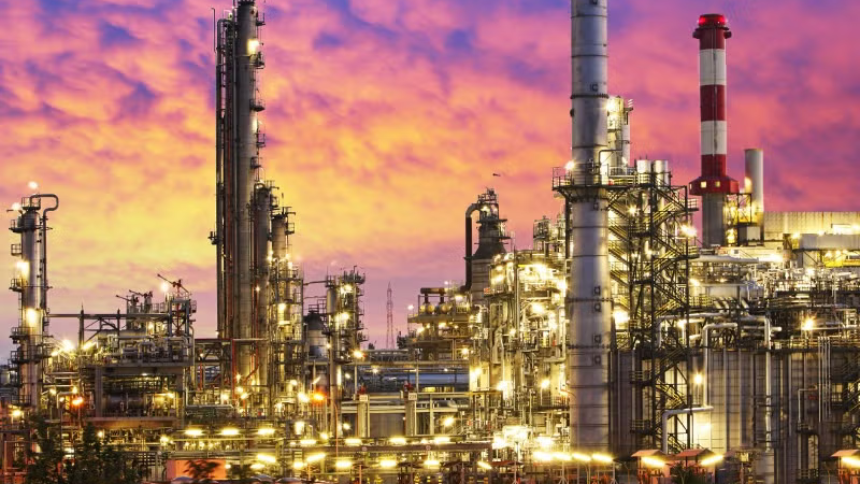 Relief at the Pumps: Dangote slashes petrol price to ₦840, easing pressure on Nigerians