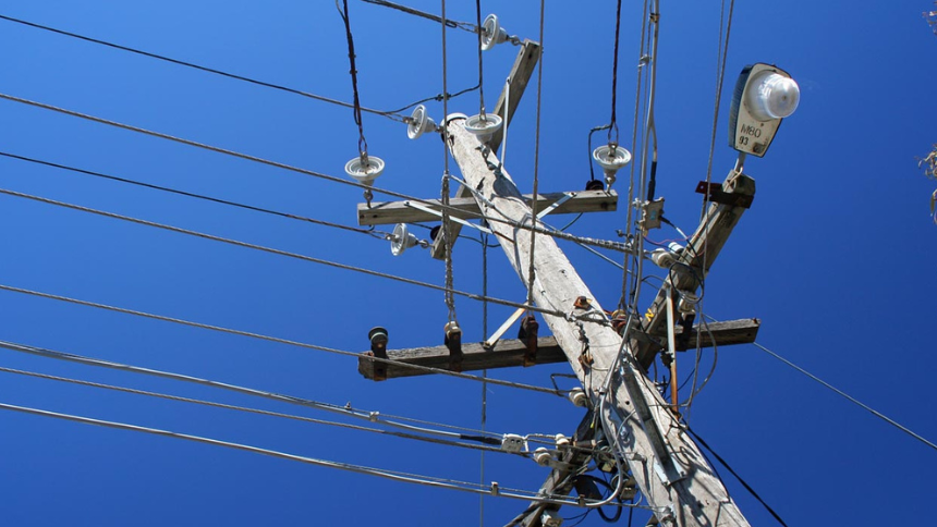 Nigeria police save man from suicide on high-tension electricity pole