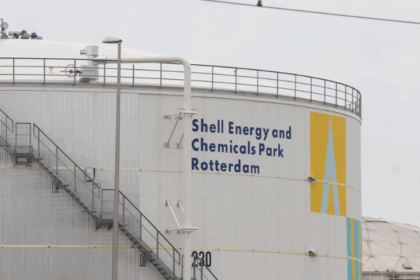 Shell pulls plug on $1.3 billion Rotterdam biofuels plant as costs soar